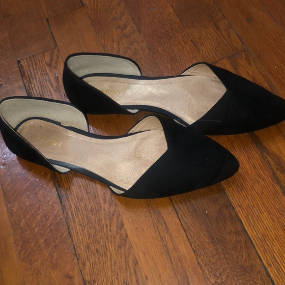 Old Navy Flats - Picture 2 of 5